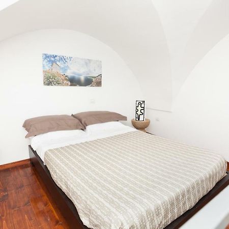 La Piccola Dimora Dell' Alcantarine Apartamento Lecce Exterior foto
