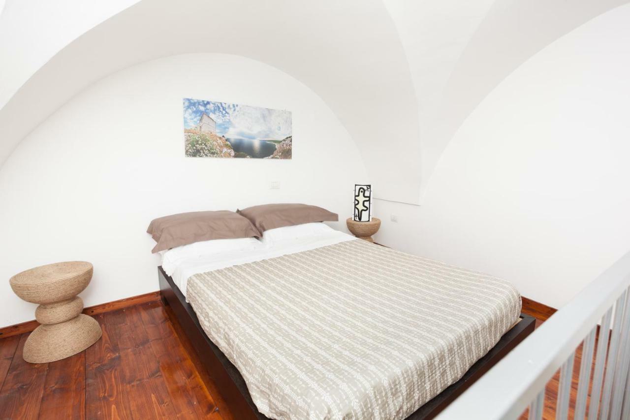 La Piccola Dimora Dell' Alcantarine Apartamento Lecce Exterior foto